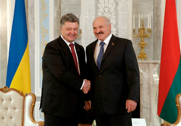 Как Батька Лукашенко с киевской хунтой задружился